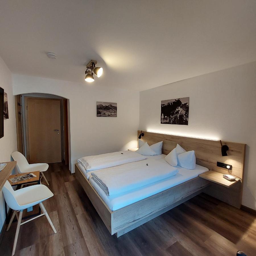 Hotel Garni Malerwinkl Бад-Хинделанг Экстерьер фото